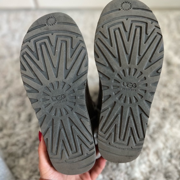 UGG classic II Short - Picture 3 of 7